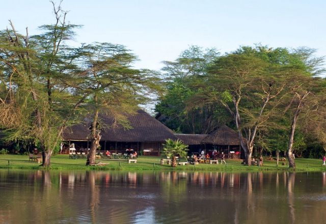 Voyager Ziwani Camp