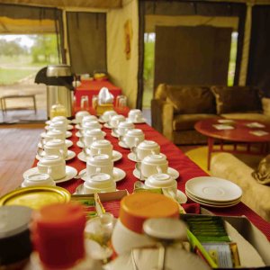 Lounge mit Kaffee & Teestation