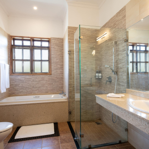 1756468431731amp7242