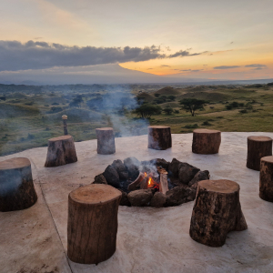 Feuerstelle mit Sitzmöglichkeit