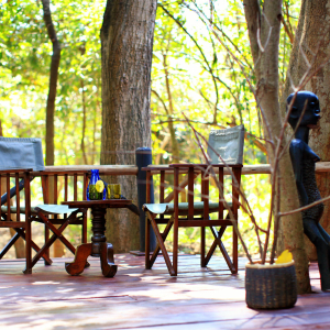 Terrasse mit Sitzgelegenheit