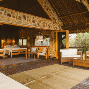 zwei Doppelbett Zimmer mit privater Veranda