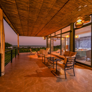 Terrasse mit Sitzmöglichkeit