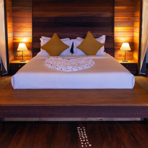 Exclusive Banda Bett