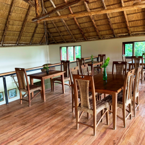 Tische Speisebereich zweiter Stock