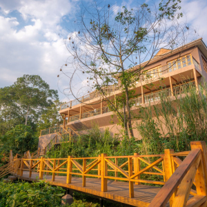 Hauptgebäude Exterior