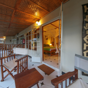 Papyrus Garden Room Terrasse