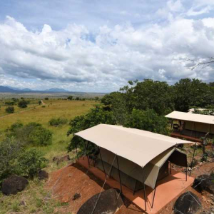 Zelte und Landschaft