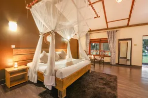 Pakuba Lodge