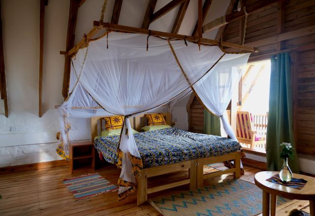Hyena Hill Lodge