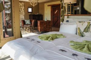 Etosha Oberland Lodge